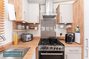 Kitchen- click for photo gallery